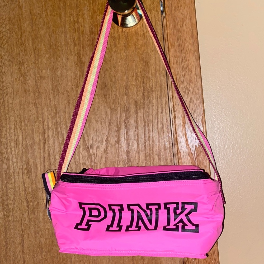 VS PINK Lunchbox